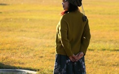 外国老人玩小姑娘视频